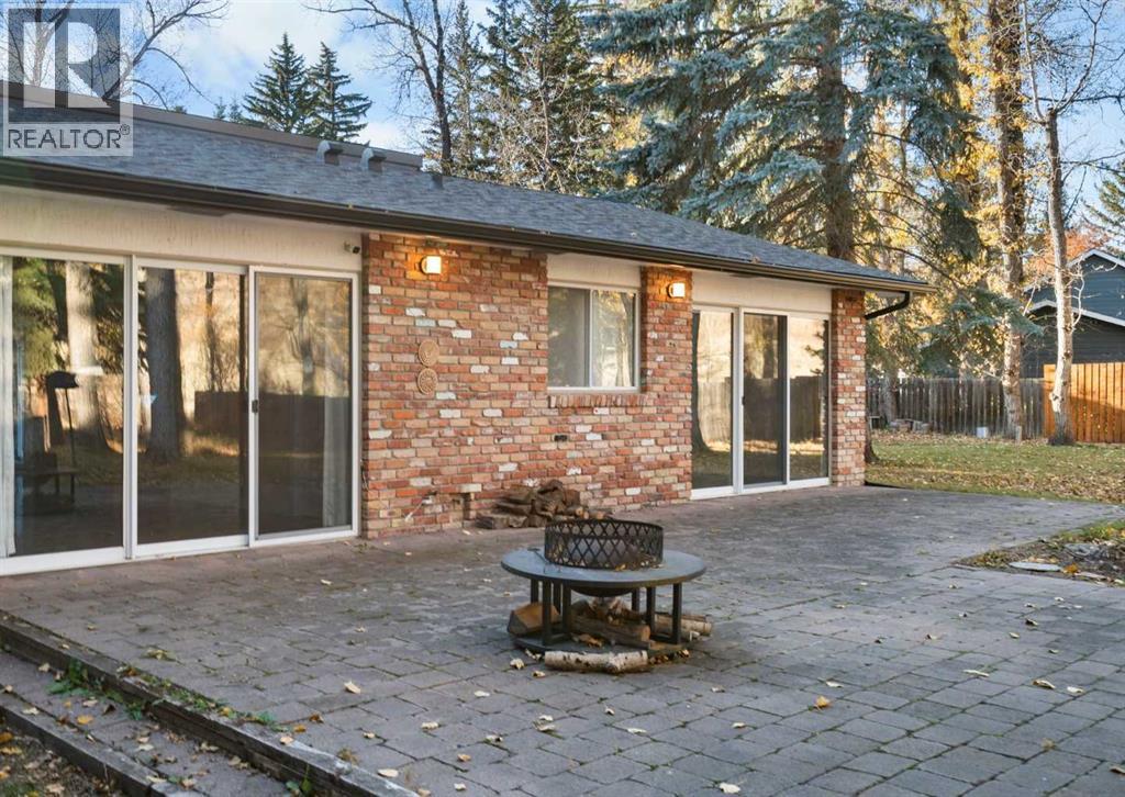 7132 Bow Crescent NW, Calgary, Alberta  T3B 2B9 - Photo 29 - A2353913