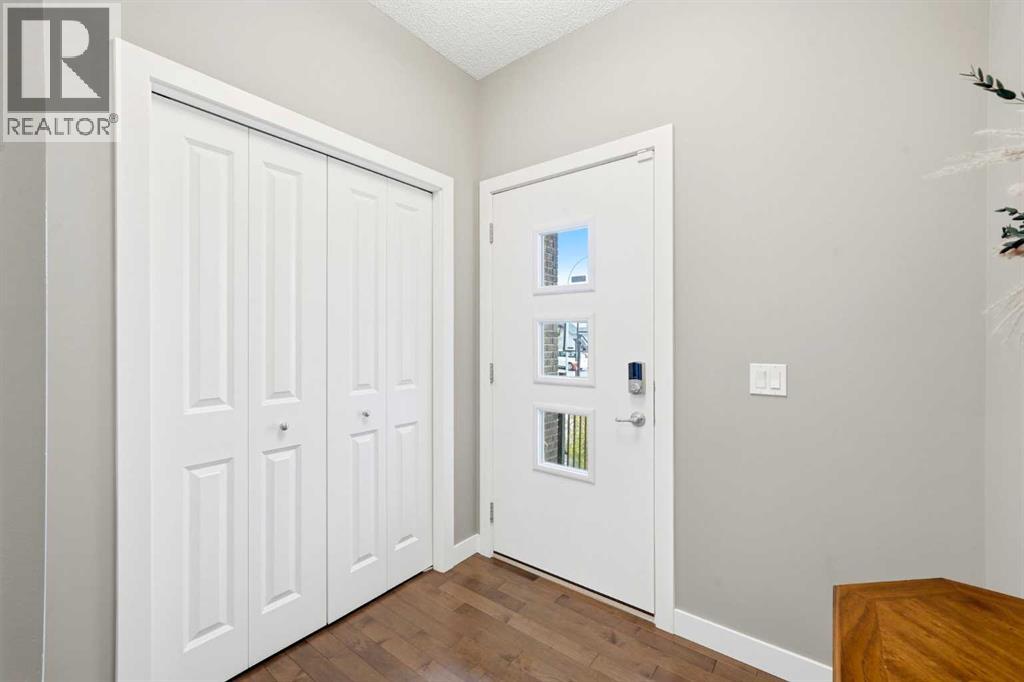 69 Walden Close SE, Calgary, Alberta  T2X 0V8 - Photo 5 - A2352039