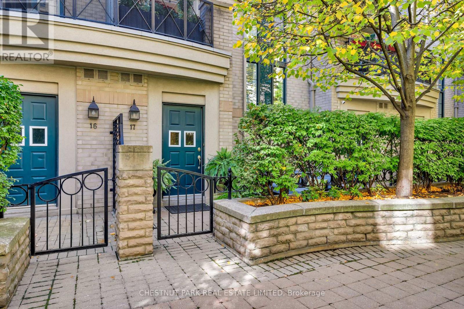 Th17 - 1 Baxter Street, Toronto, Ontario  M4W 3W1 - Photo 2 - C14104778