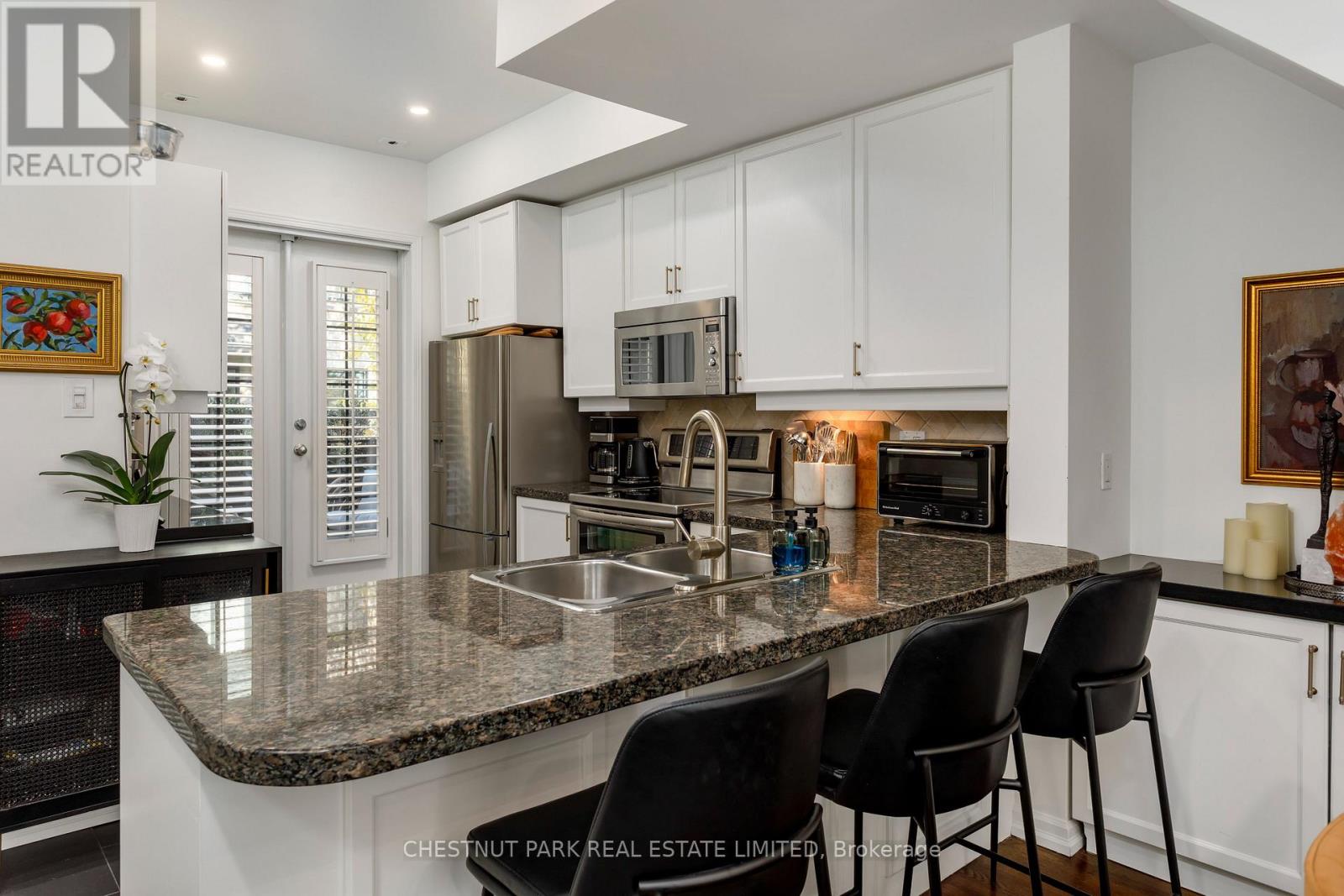 Th17 - 1 Baxter Street, Toronto, Ontario  M4W 3W1 - Photo 6 - C14104778
