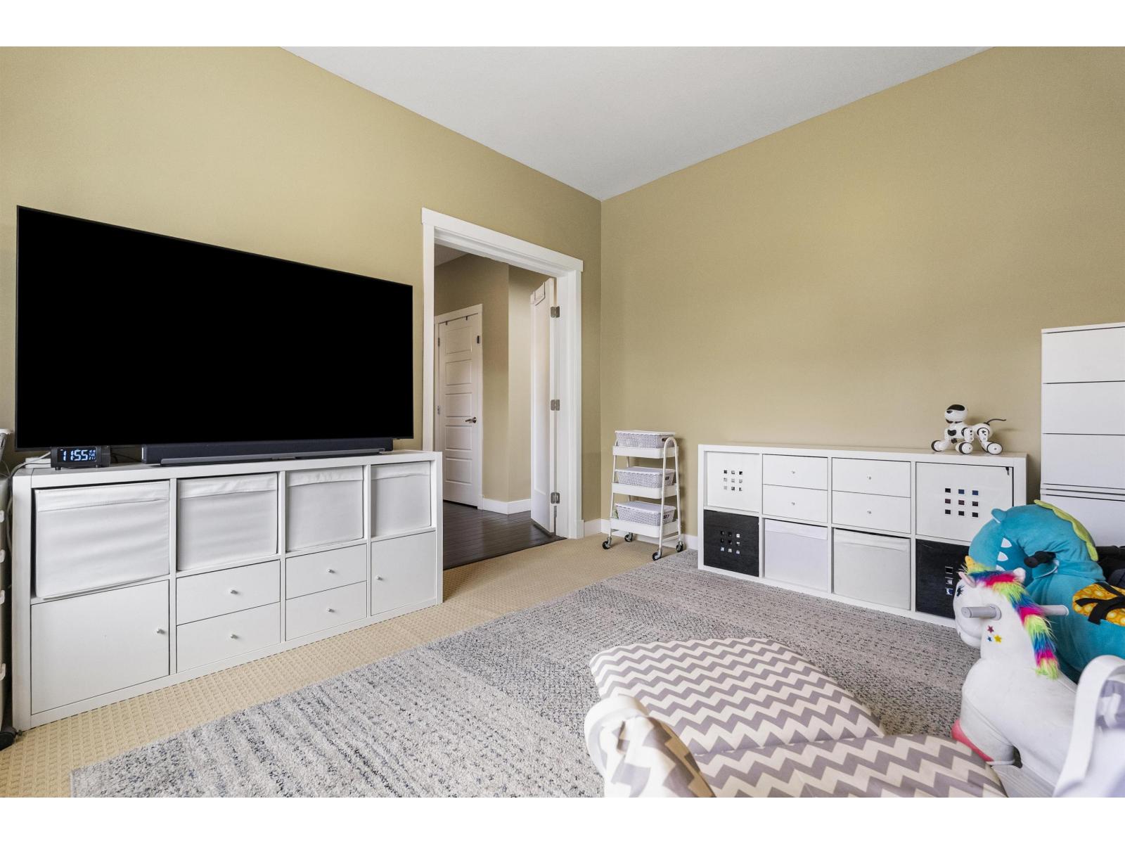 7116 195a Street, Surrey, British Columbia  V4N 5Z5 - Photo 10 - R3175803