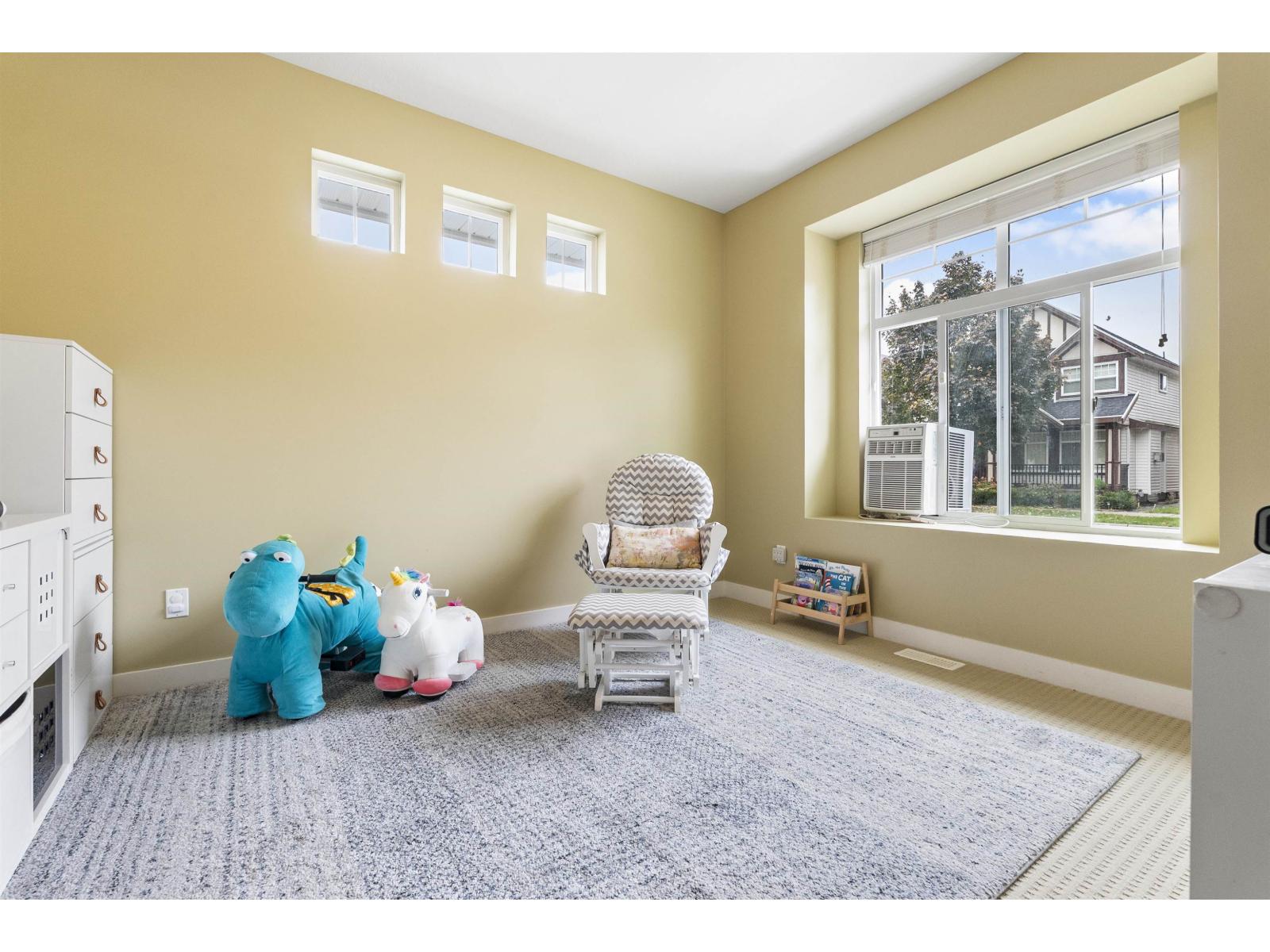 7116 195a Street, Surrey, British Columbia  V4N 5Z5 - Photo 9 - R3175803