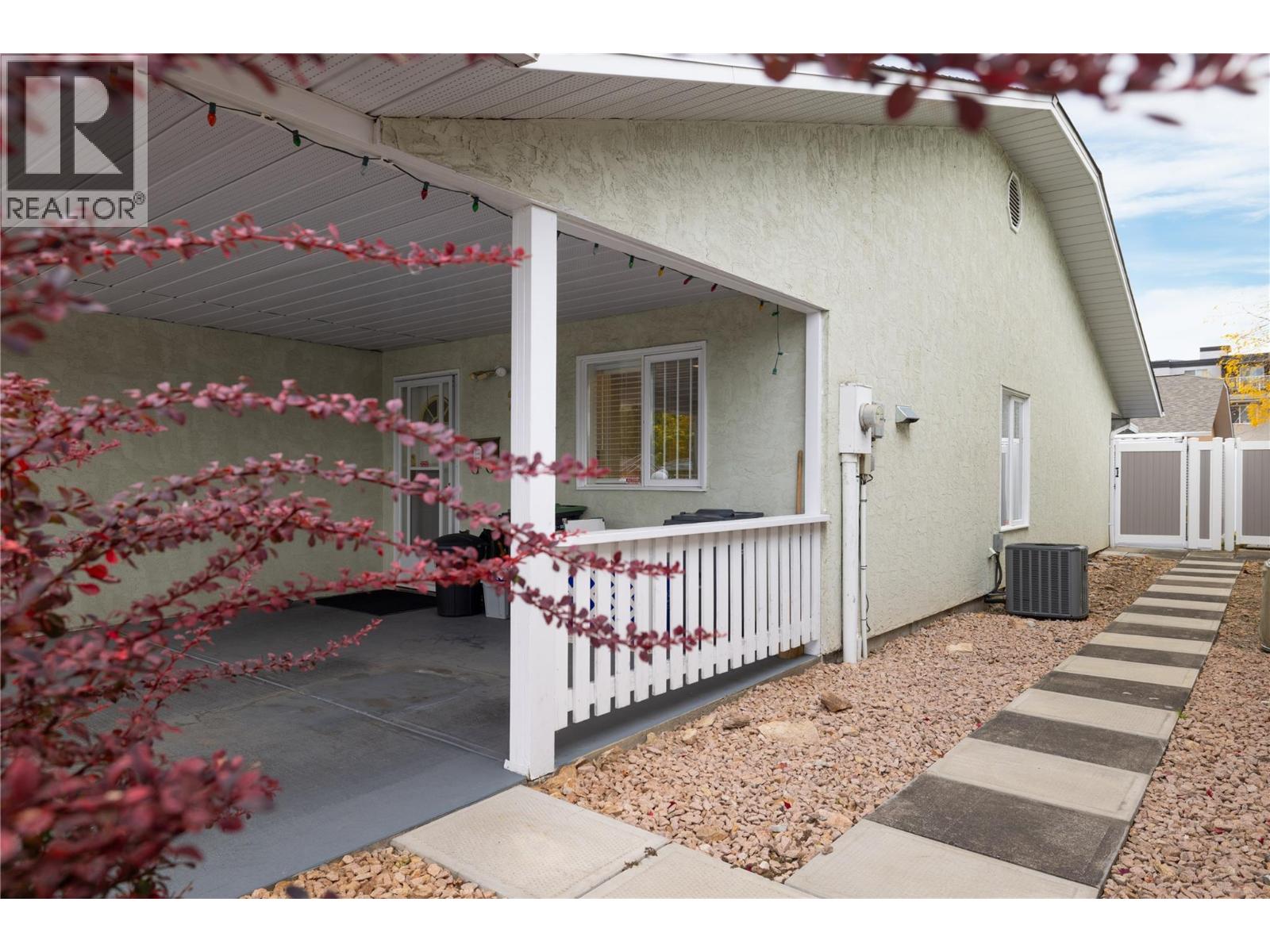 3900 27 Avenue Unit# 2