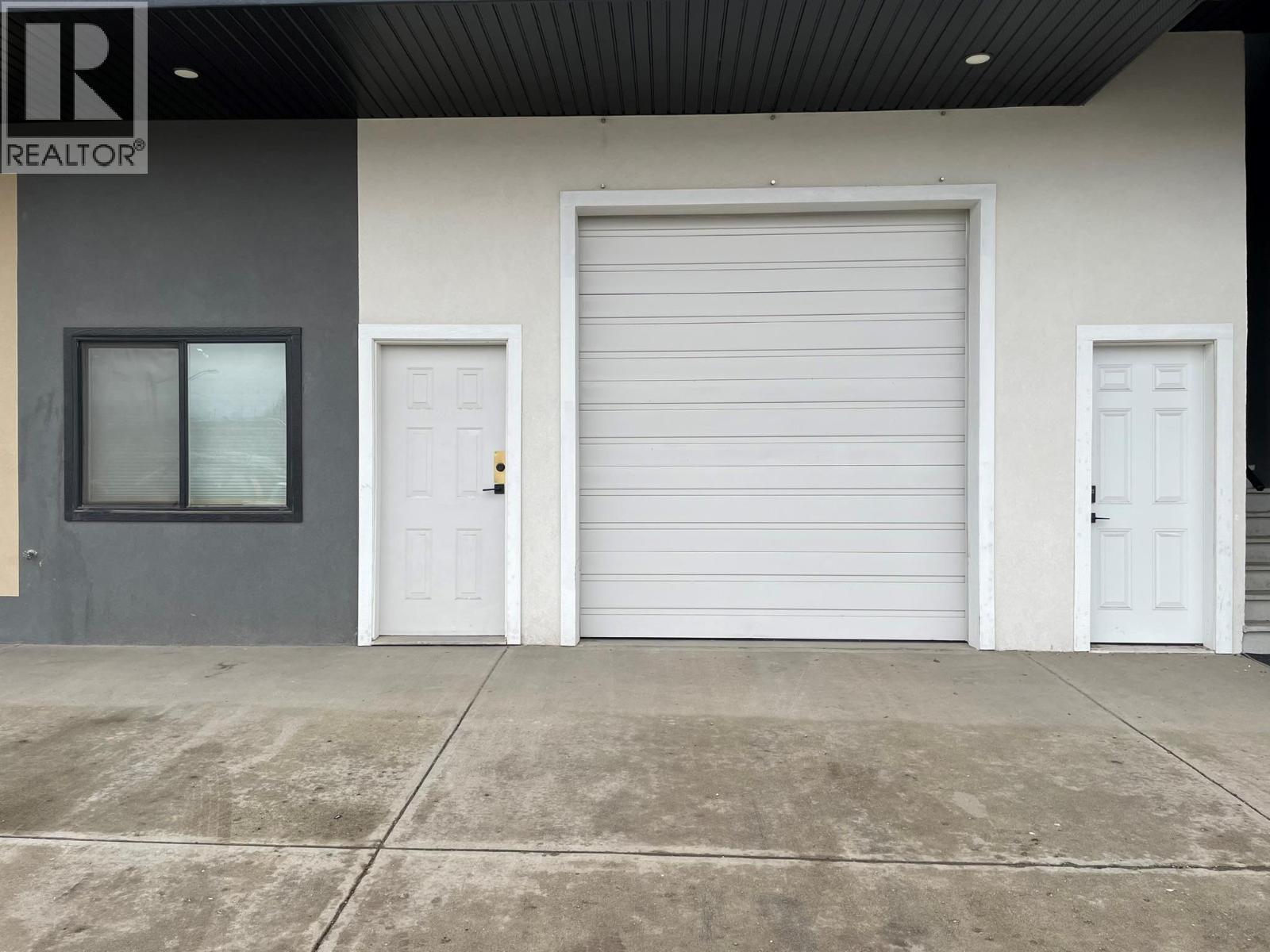 1101 Kalamalka Lake Road Unit# 106