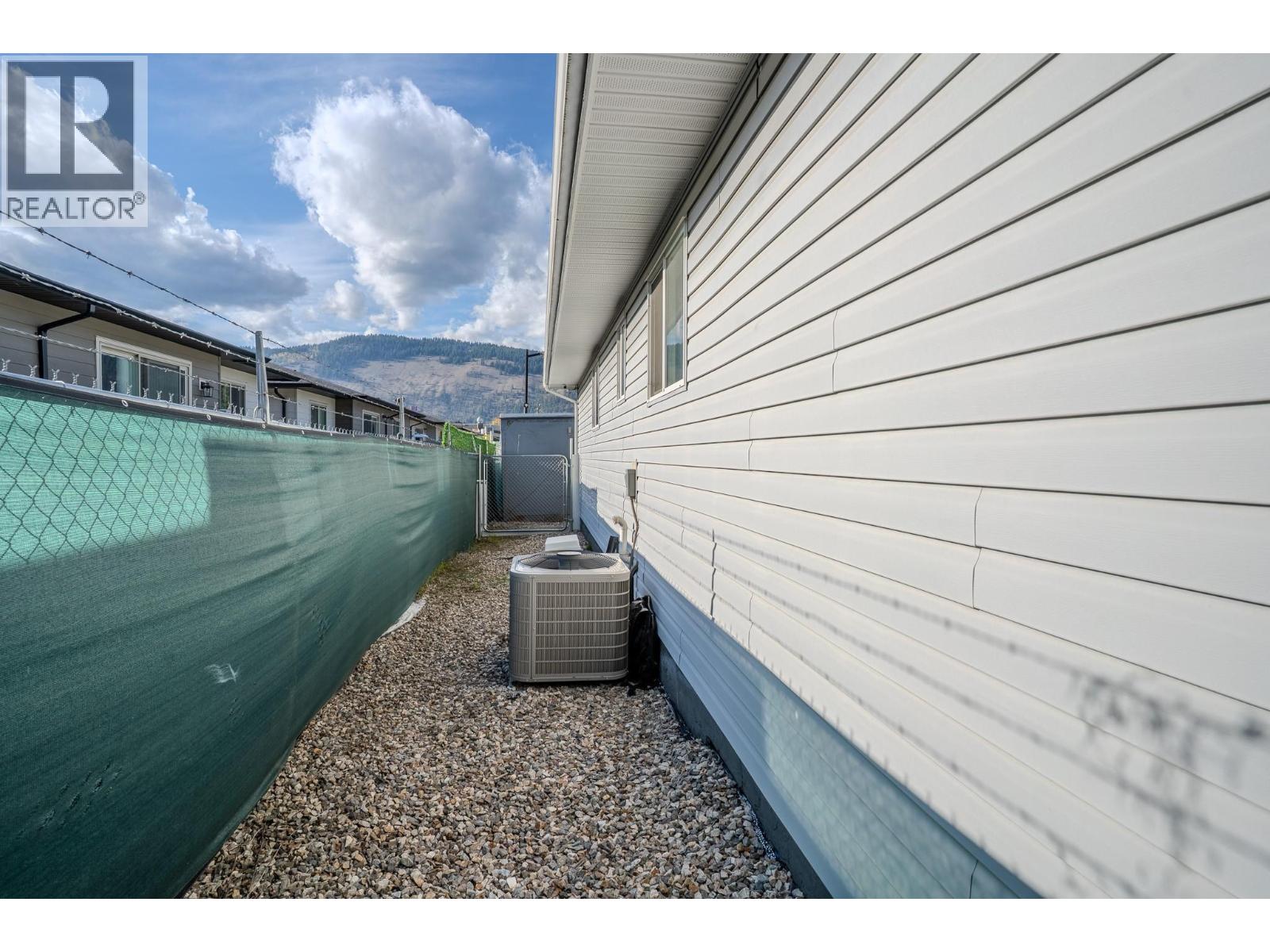 343 Shuswap Avenue