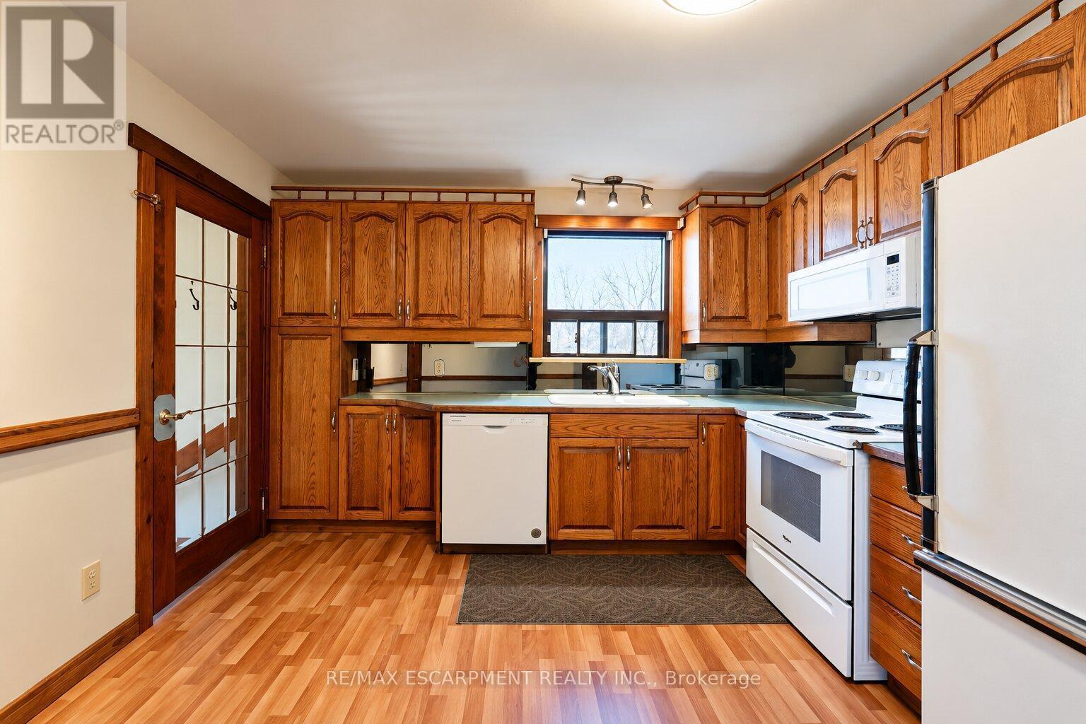 28 Shadyside Avenue, Hamilton, Ontario  L8V 3E3 - Photo 12 - X14104760