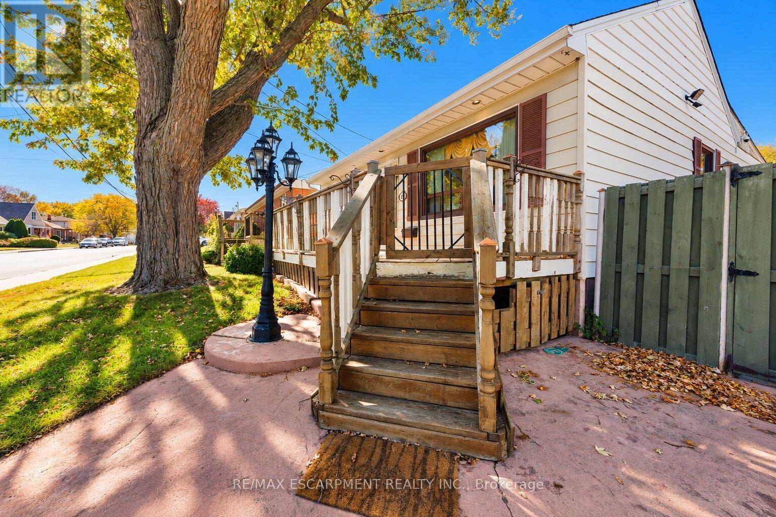 28 Shadyside Avenue, Hamilton, Ontario  L8V 3E3 - Photo 5 - X14104760