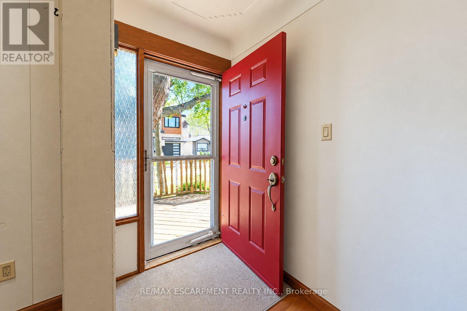 28 Shadyside Avenue, Hamilton, Ontario  L8V 3E3 - Photo 6 - X14104760