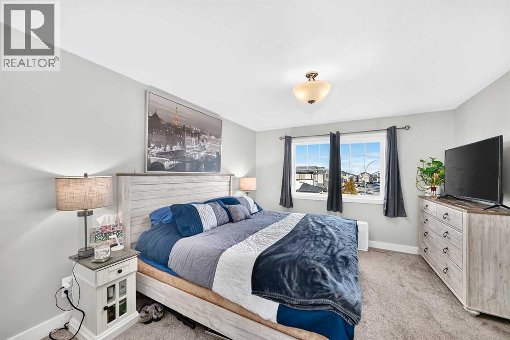 477 Moonlight Way W