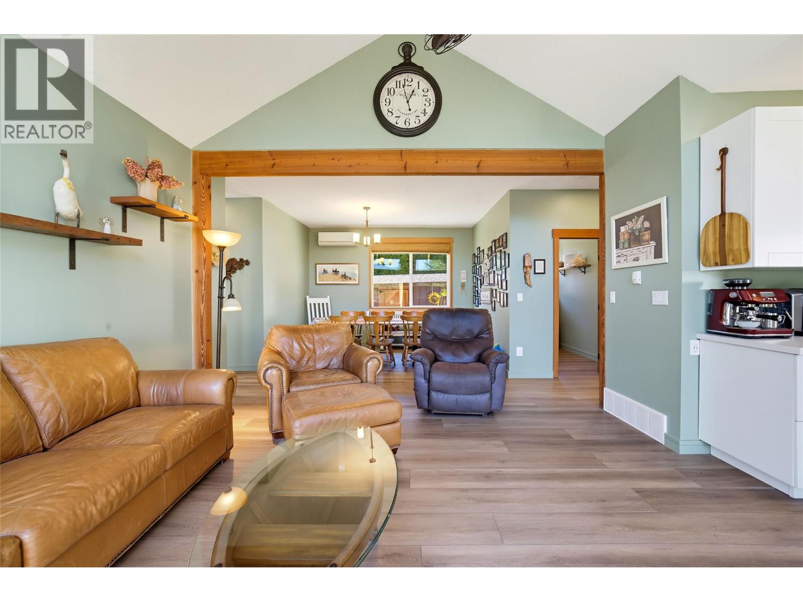 5404 Sunnybrae Canoe Point Road Unit# 4