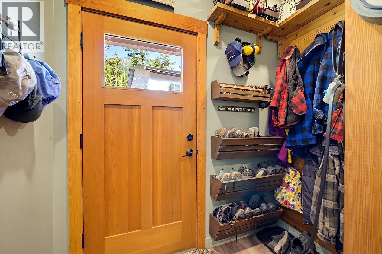 5404 Sunnybrae Canoe Point Road Unit# 4