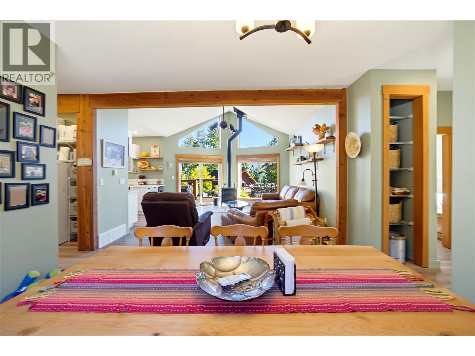 5404 Sunnybrae Canoe Point Road Unit# 4