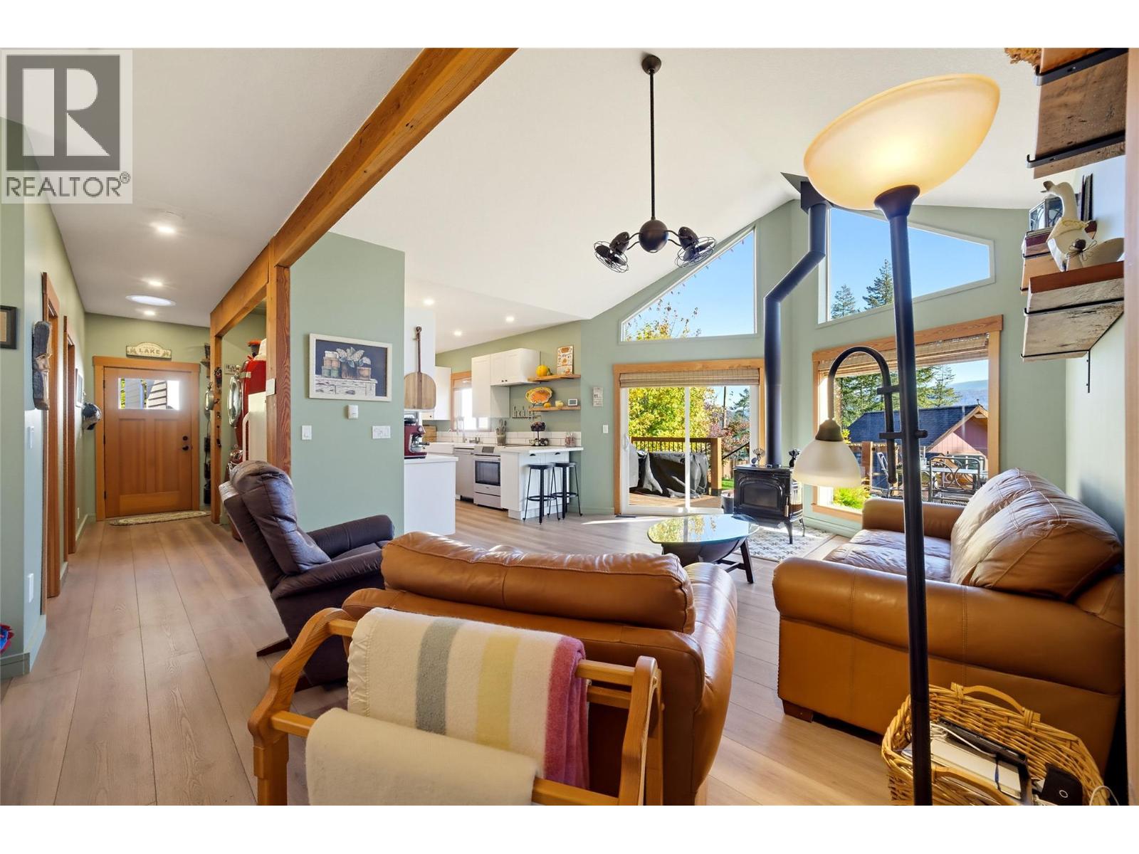 5404 Sunnybrae Canoe Point Road Unit# 4