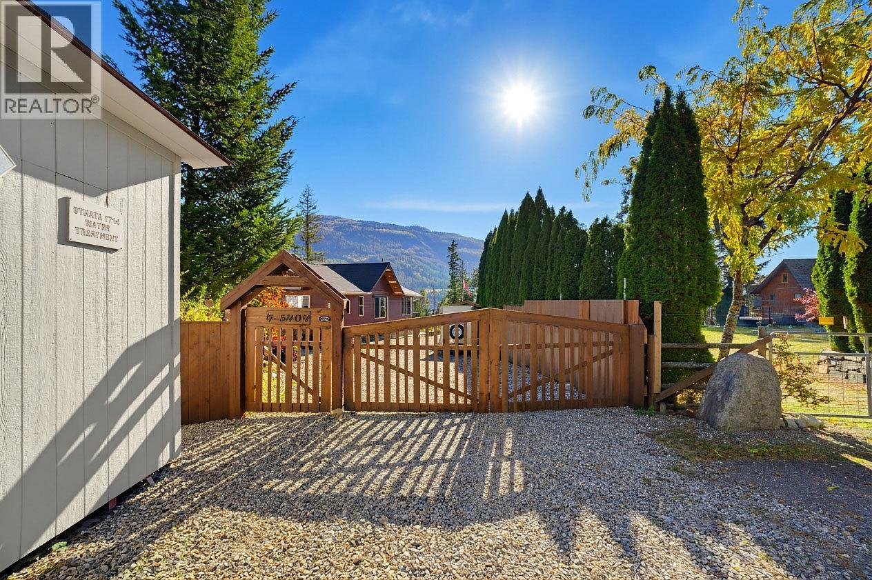 5404 Sunnybrae Canoe Point Road Unit# 4