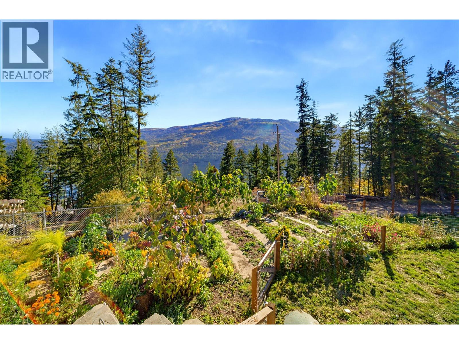 5404 Sunnybrae Canoe Point Road Unit# 4