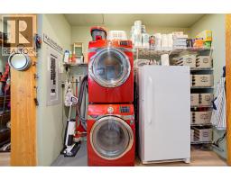 5404 Sunnybrae Canoe Point Road Unit# 4