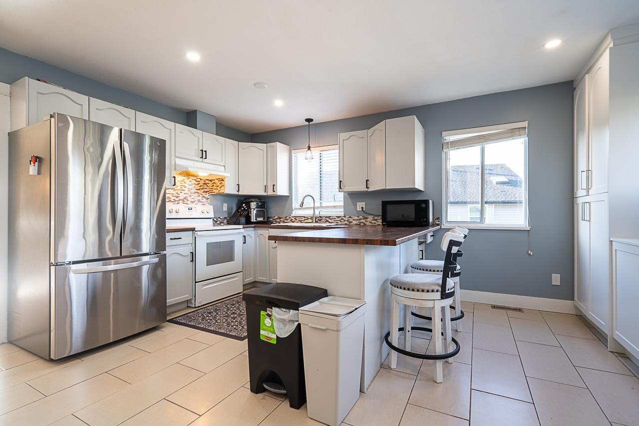 8455 CADE BARR STREET