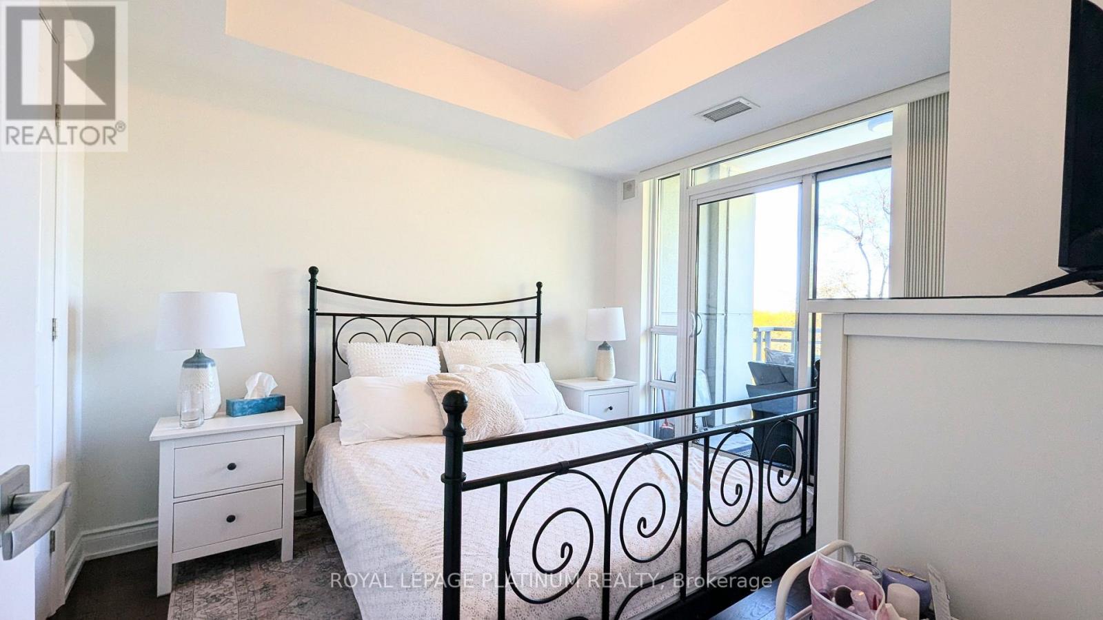 520 - 3500 Lakeshore Road W, Oakville, Ontario L6L 0B4 - Photo 8 - W14095678
