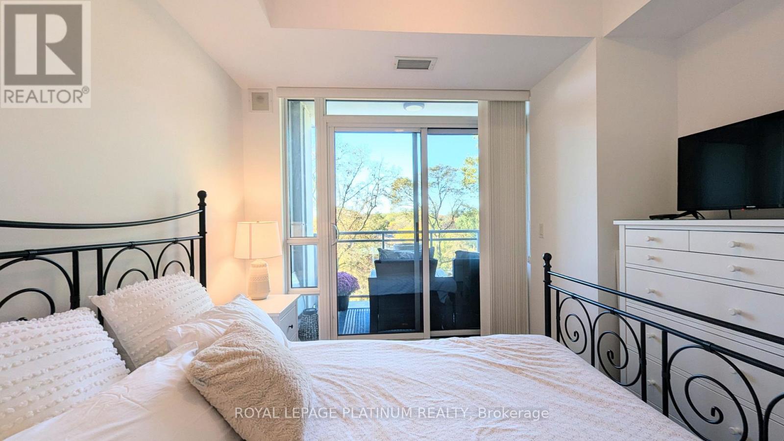 520 - 3500 Lakeshore Road W, Oakville, Ontario L6L 0B4 - Photo 12 - W14095678