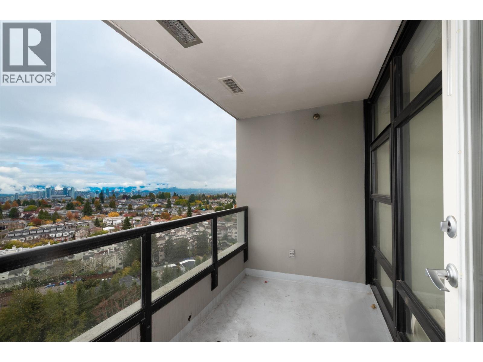 2008 5380 Oben Street, Vancouver, British Columbia  V5R 6H7 - Photo 13 - R3177608