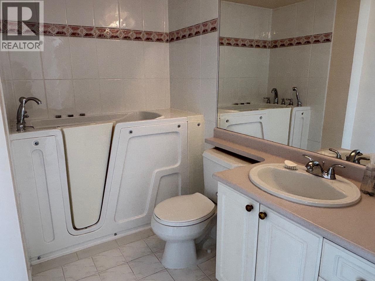 607 6088 Minoru Boulevard, Richmond, British Columbia  V6Y 4A8 - Photo 16 - R3177615