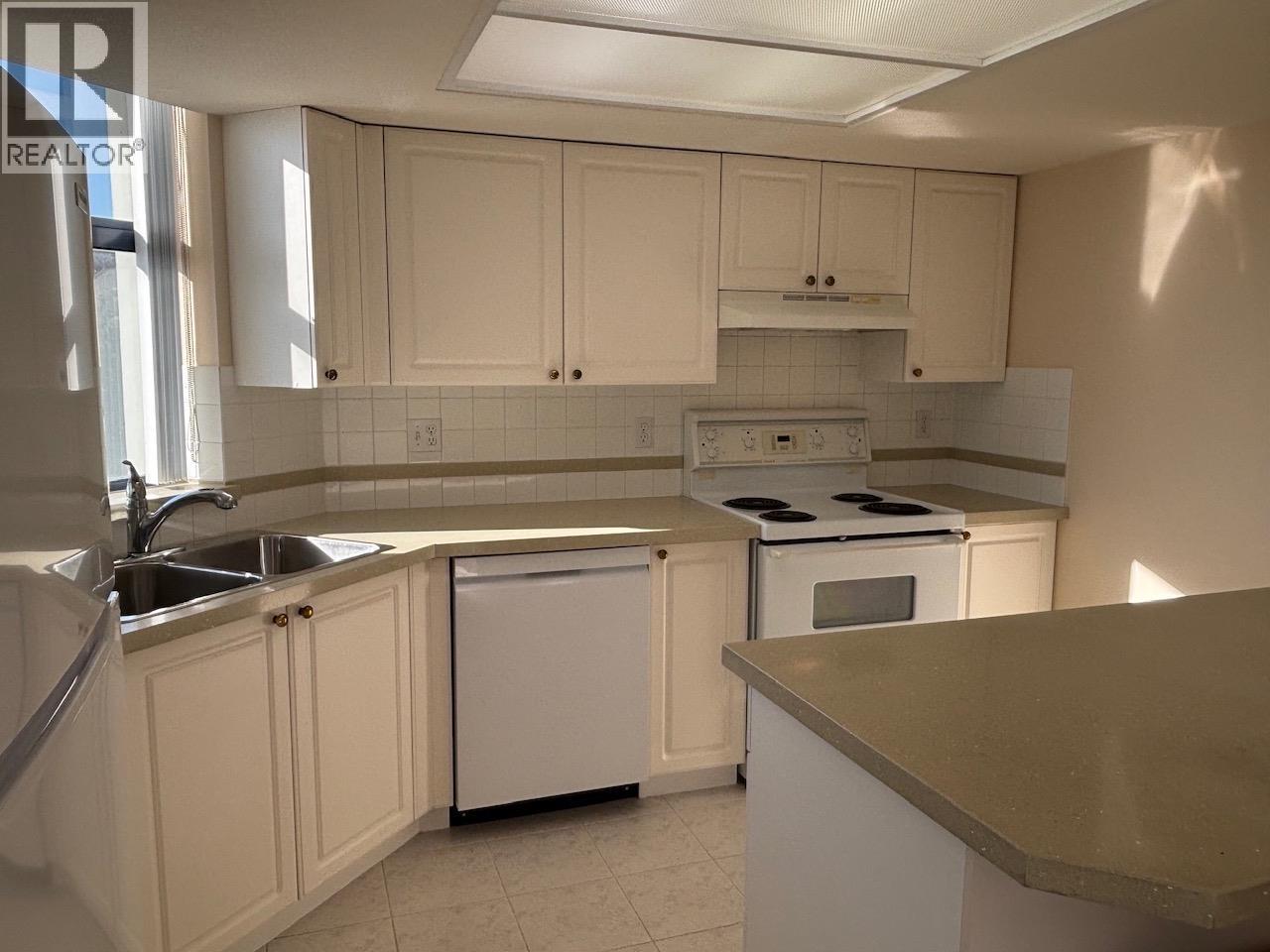 607 6088 Minoru Boulevard, Richmond, British Columbia  V6Y 4A8 - Photo 3 - R3177615
