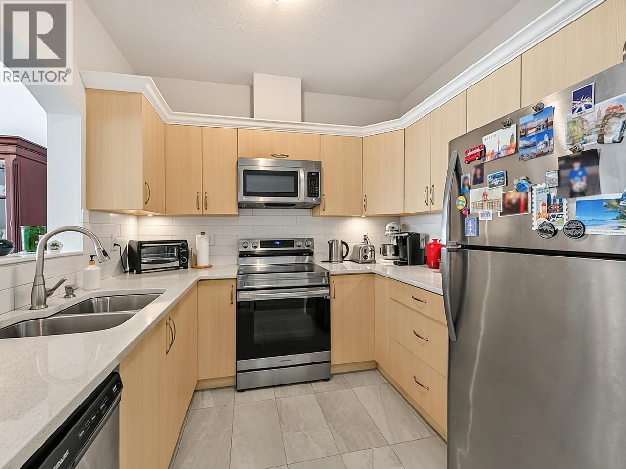 405 2985 Princess Crescent, Coquitlam, British Columbia  V3B 7P3 - Photo 3 - R3177619
