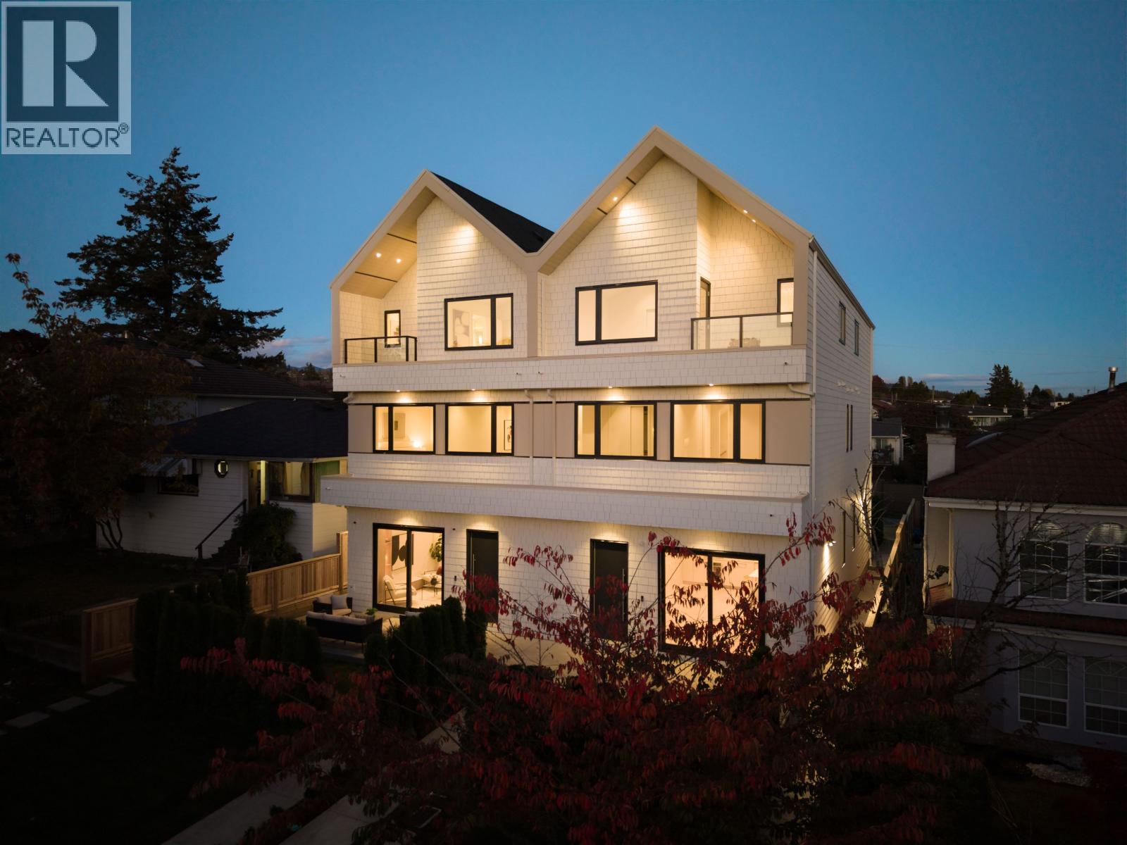 1 1458 ROSSER AVENUE, burnaby, British Columbia