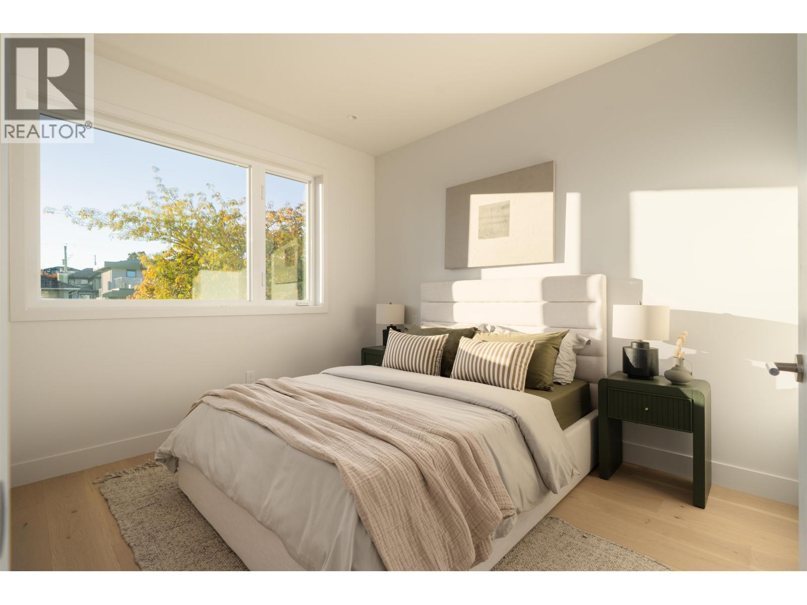 1 1458 Rosser Avenue, Burnaby, British Columbia  V5C 5C8 - Photo 13 - R3177620