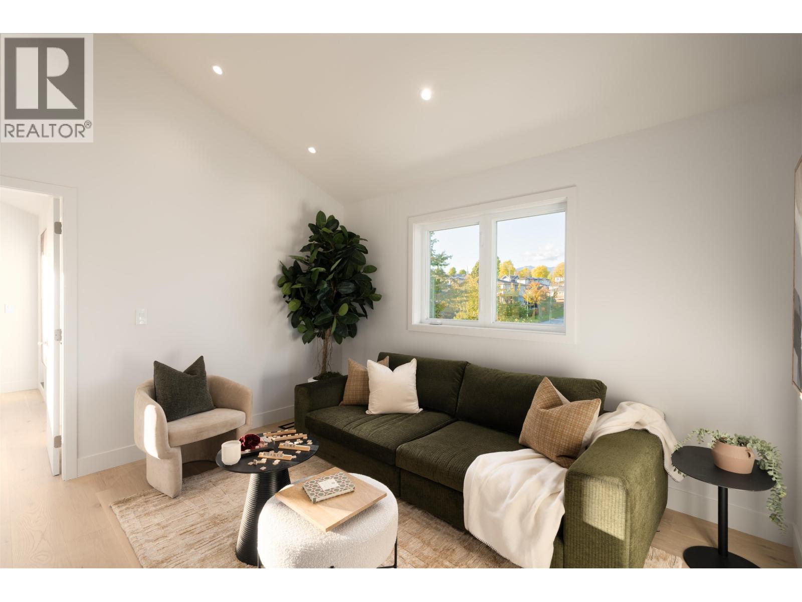 1 1458 Rosser Avenue, Burnaby, British Columbia  V5C 5C8 - Photo 24 - R3177620