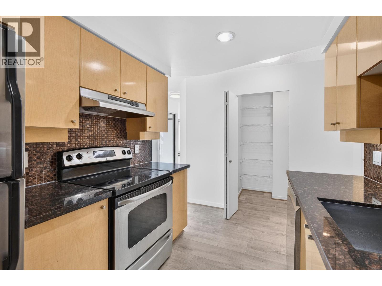 2006 1008 Cambie Street, Vancouver, British Columbia  V6B 6J7 - Photo 12 - R3177634