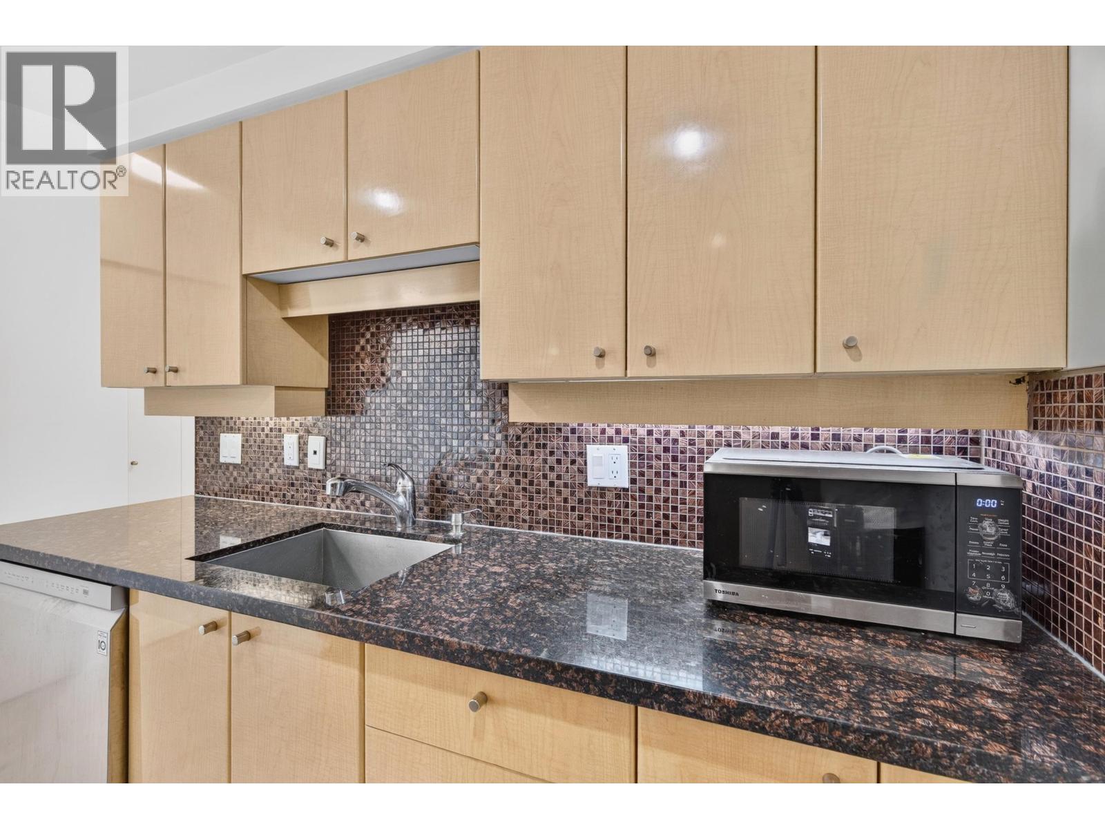 2006 1008 Cambie Street, Vancouver, British Columbia  V6B 6J7 - Photo 13 - R3177634