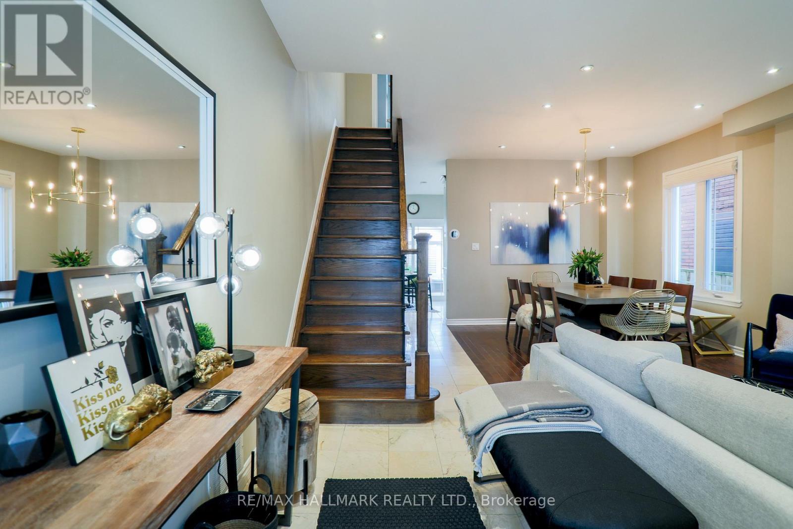 451 Jones Avenue, Toronto (Blake-Jones), Ontario  M4J 3G7 - Photo 4 - E14104816