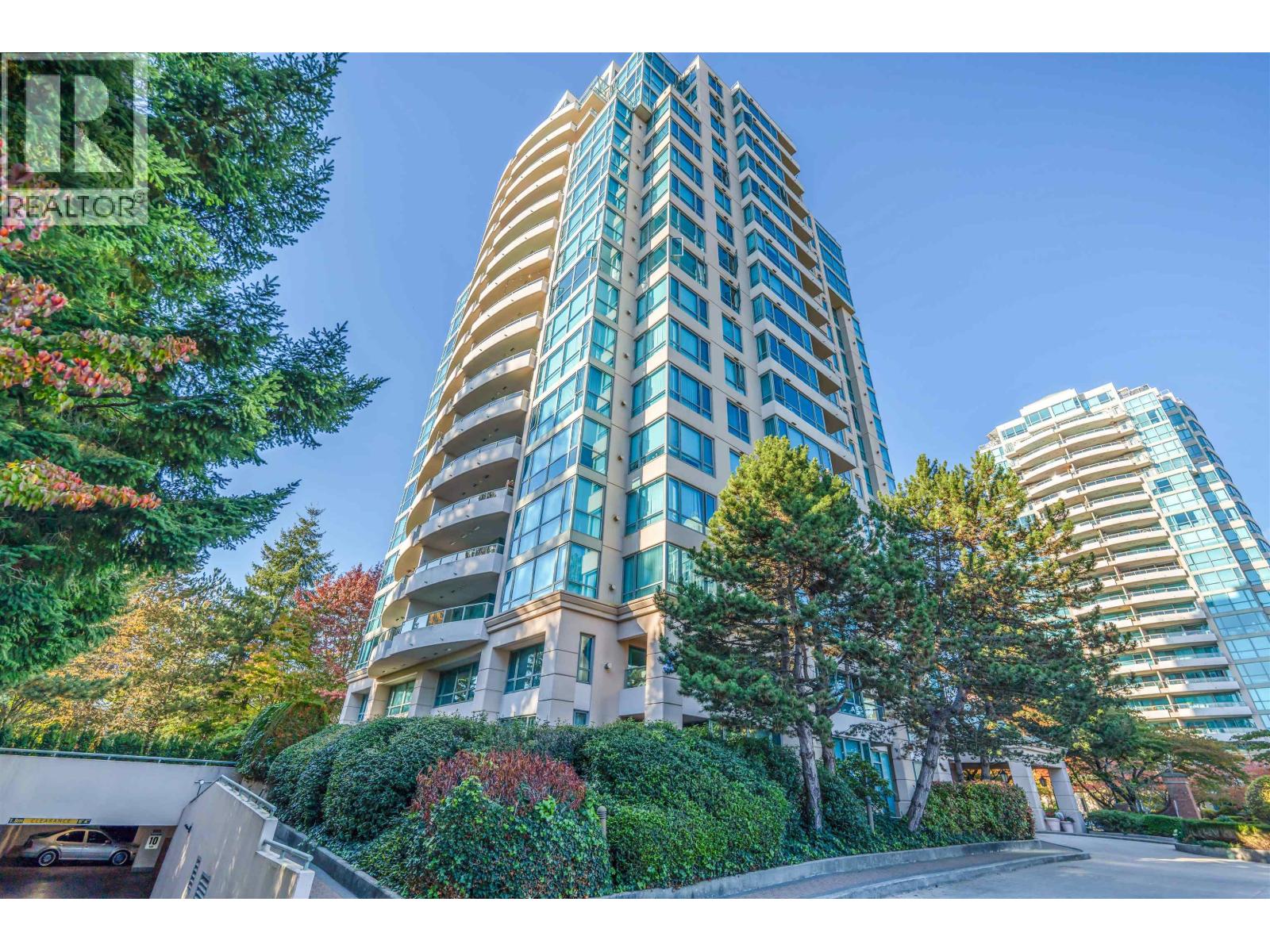 1405 6622 Southoaks Crescent, Burnaby, British Columbia  V5E 4K2 - Photo 3 - R3175117