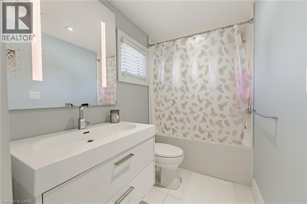 212 Stadacona Avenue, Ancaster, Ontario  L9G 4K1 - Photo 26 - 40873171