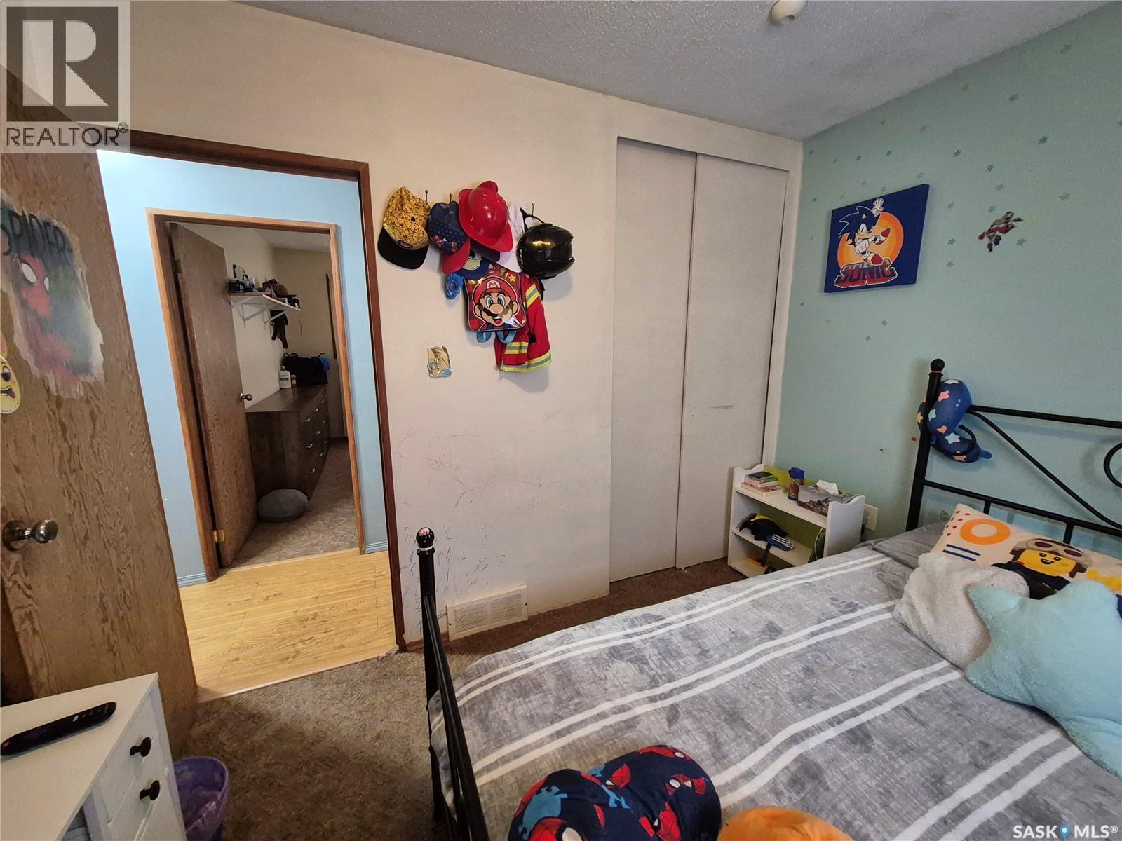 505 Bertrand Avenue, Radville, Saskatchewan  S0C 2G0 - Photo 18 - SK051703