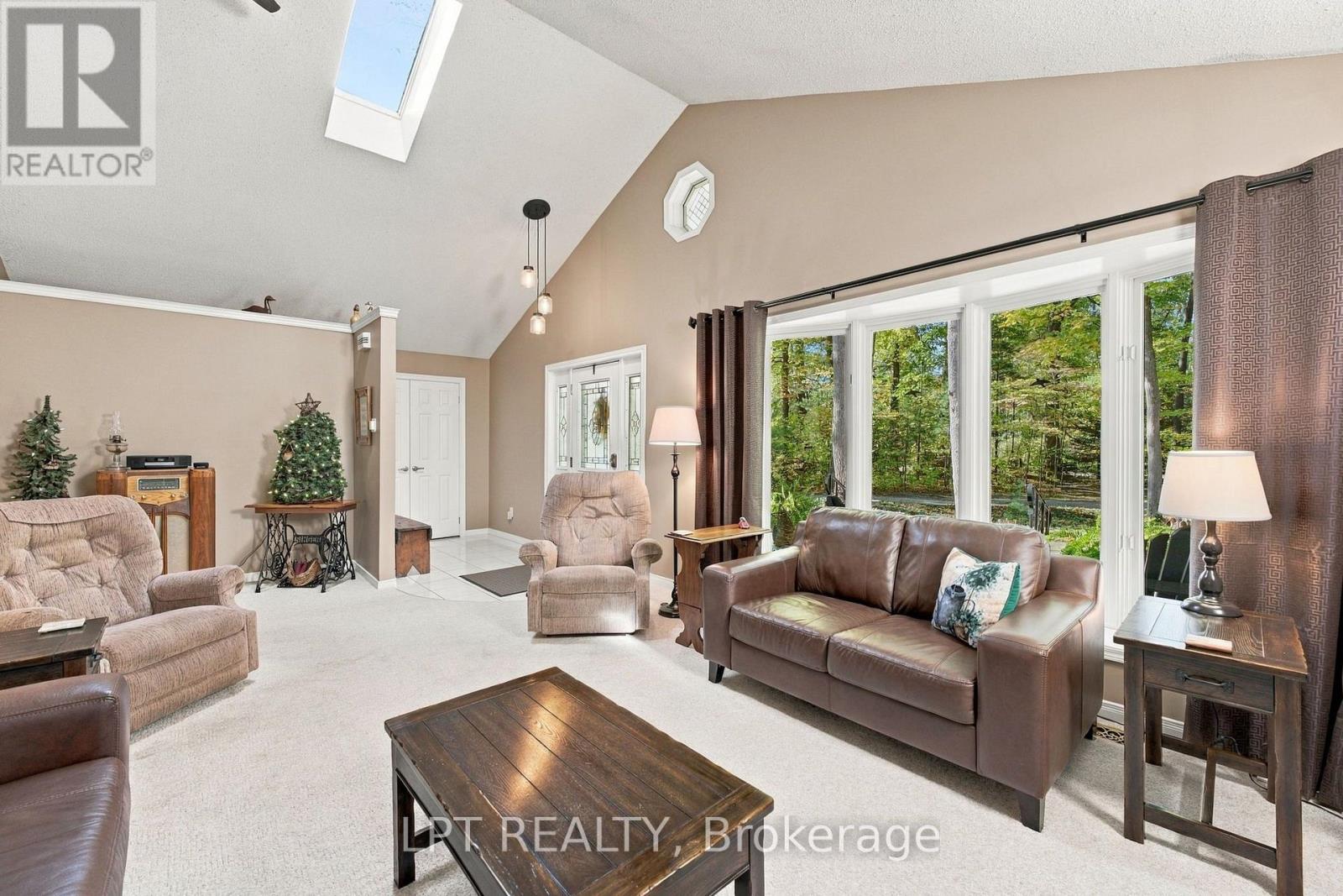 10012 Graham Street, Lambton Shores, Ontario  N0M 1T0 - Photo 10 - X14104826