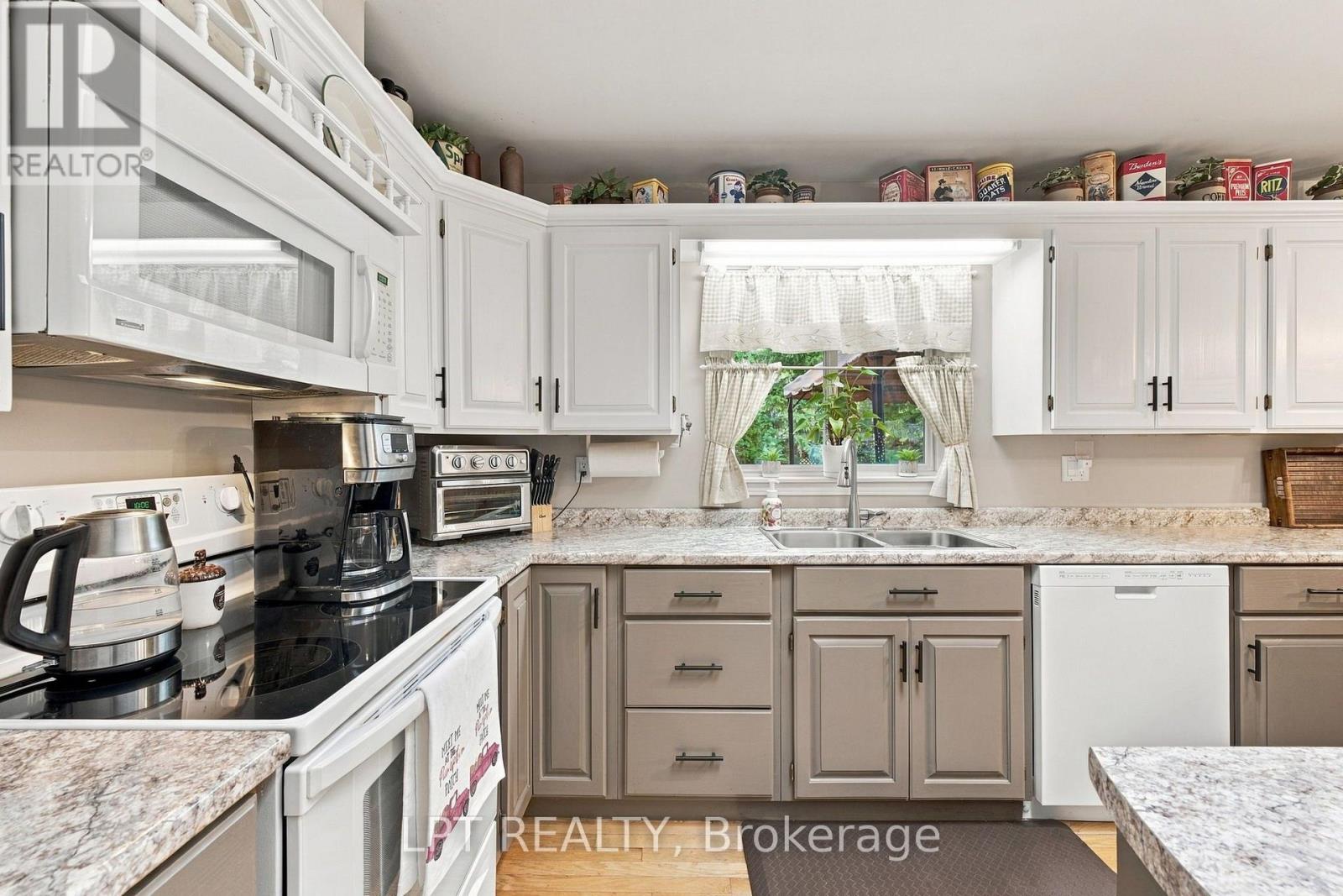 10012 Graham Street, Lambton Shores, Ontario  N0M 1T0 - Photo 16 - X14104826