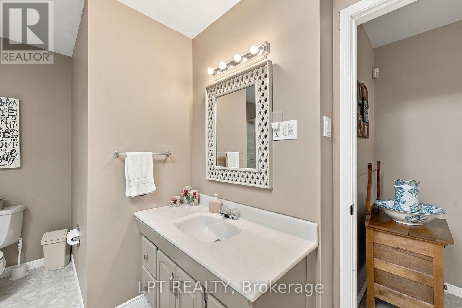 10012 Graham Street, Lambton Shores, Ontario  N0M 1T0 - Photo 25 - X14104826