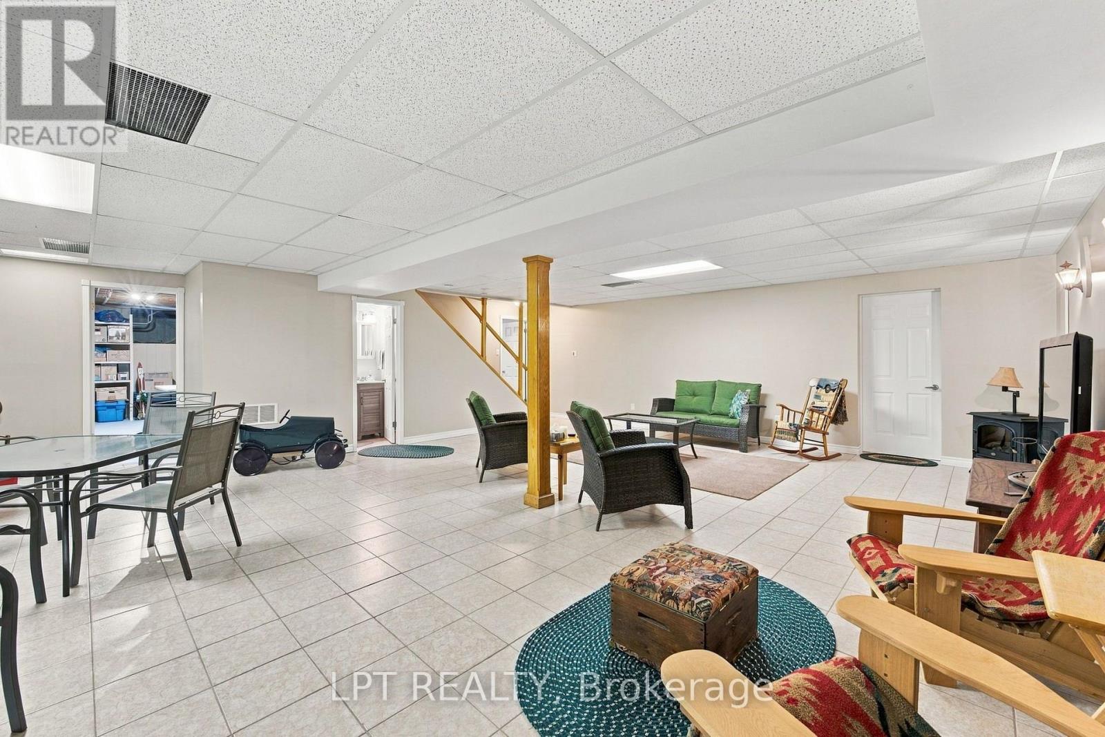 10012 Graham Street, Lambton Shores, Ontario  N0M 1T0 - Photo 31 - X14104826