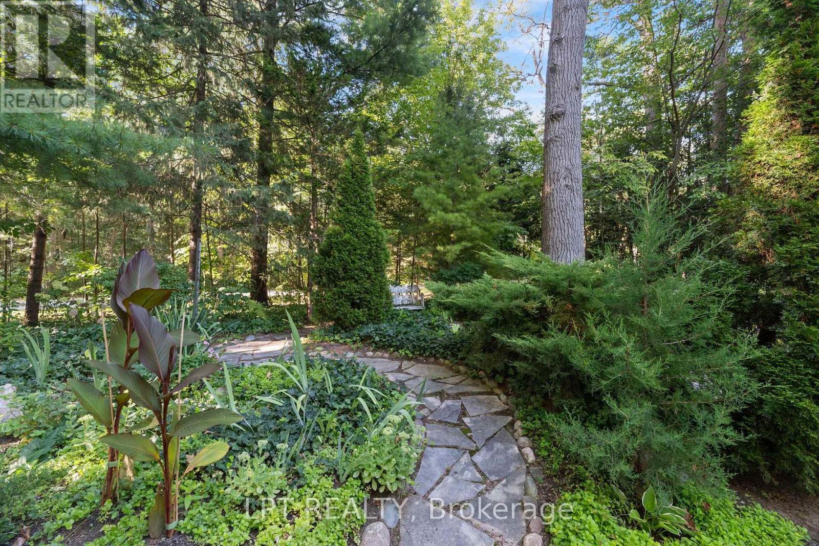 10012 Graham Street, Lambton Shores, Ontario  N0M 1T0 - Photo 37 - X14104826