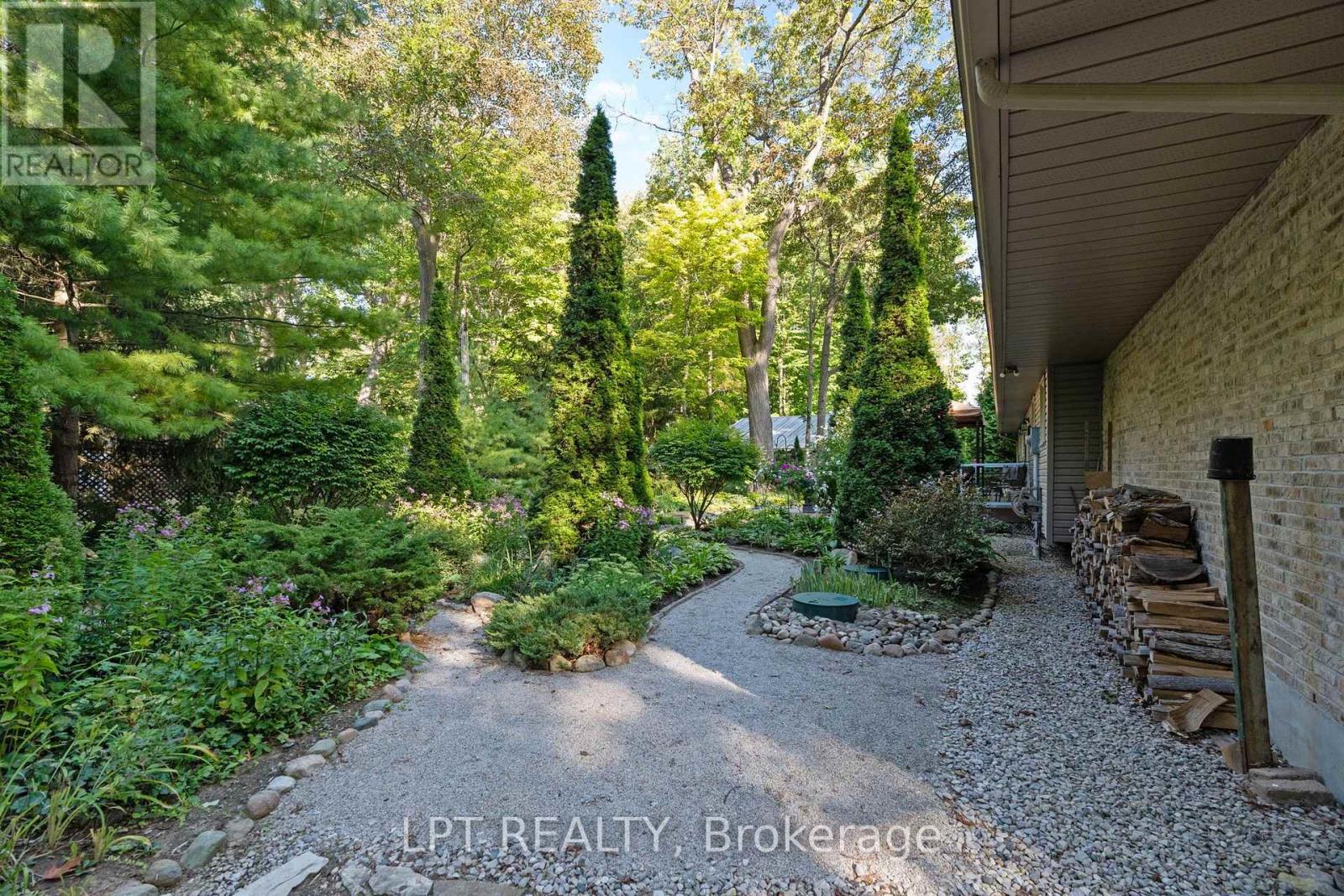 10012 Graham Street, Lambton Shores, Ontario  N0M 1T0 - Photo 38 - X14104826