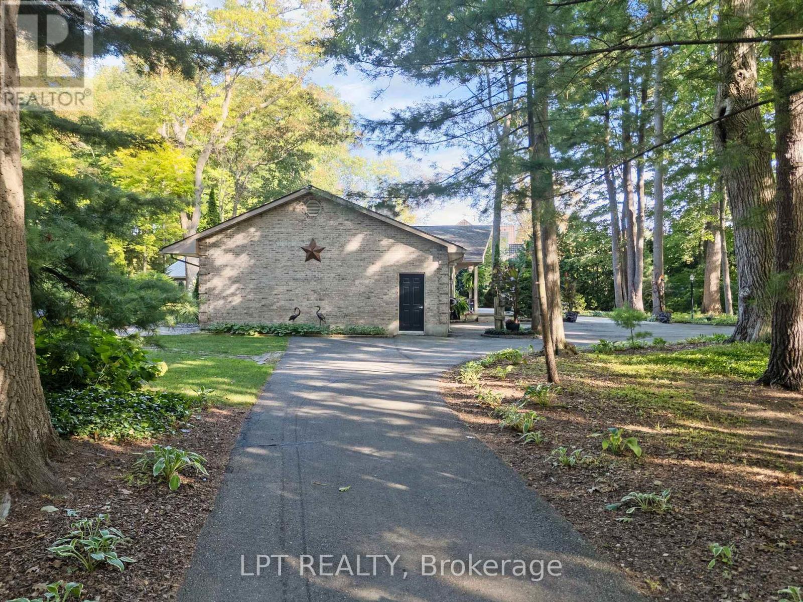 10012 Graham Street, Lambton Shores, Ontario  N0M 1T0 - Photo 5 - X14104826