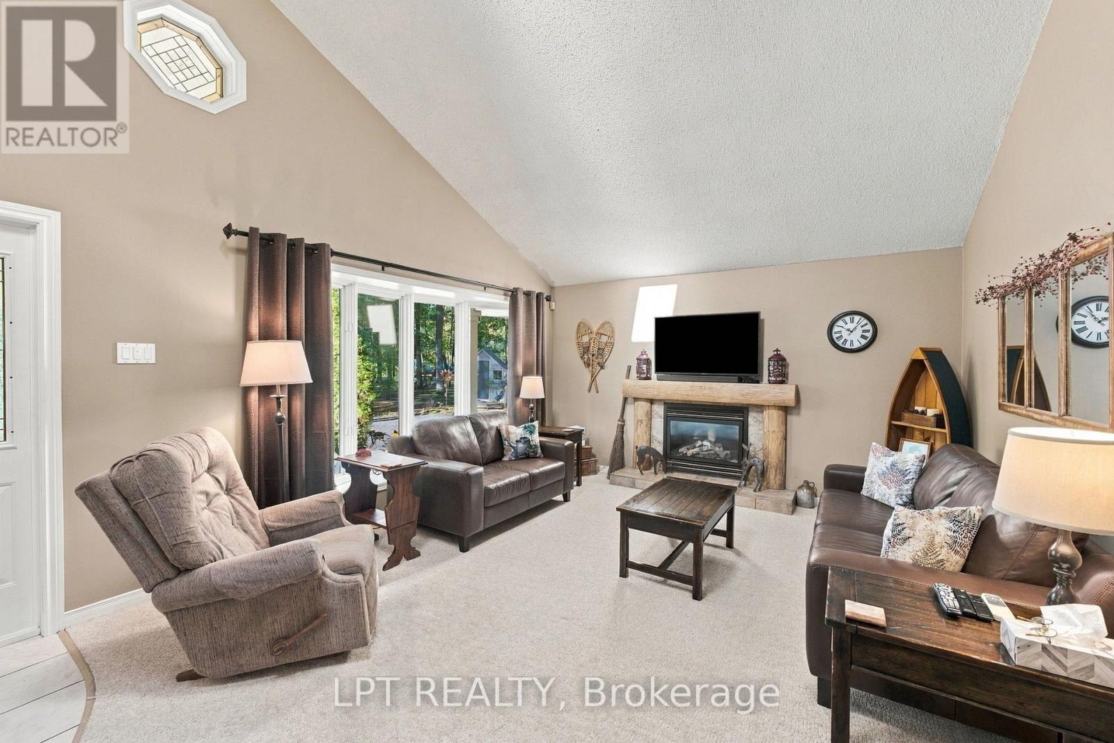 10012 Graham Street, Lambton Shores, Ontario  N0M 1T0 - Photo 9 - X14104826