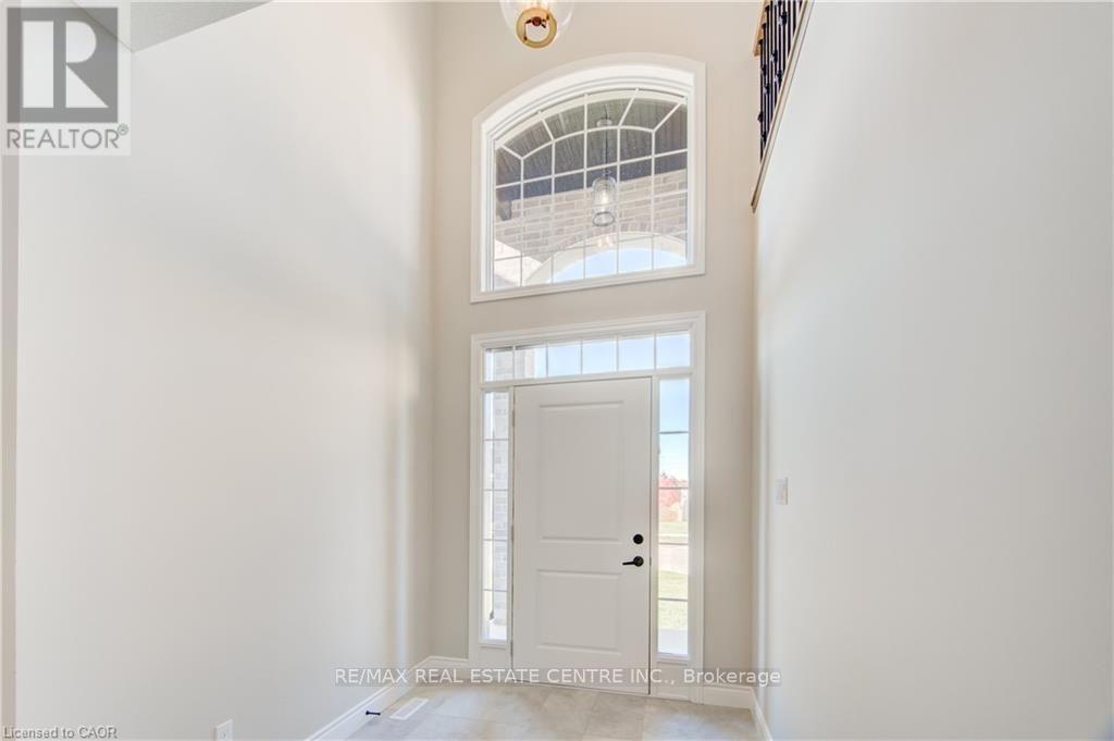 1761 Finley Crescent, London North, Ontario  N6G 0W3 - Photo 3 - X14104892