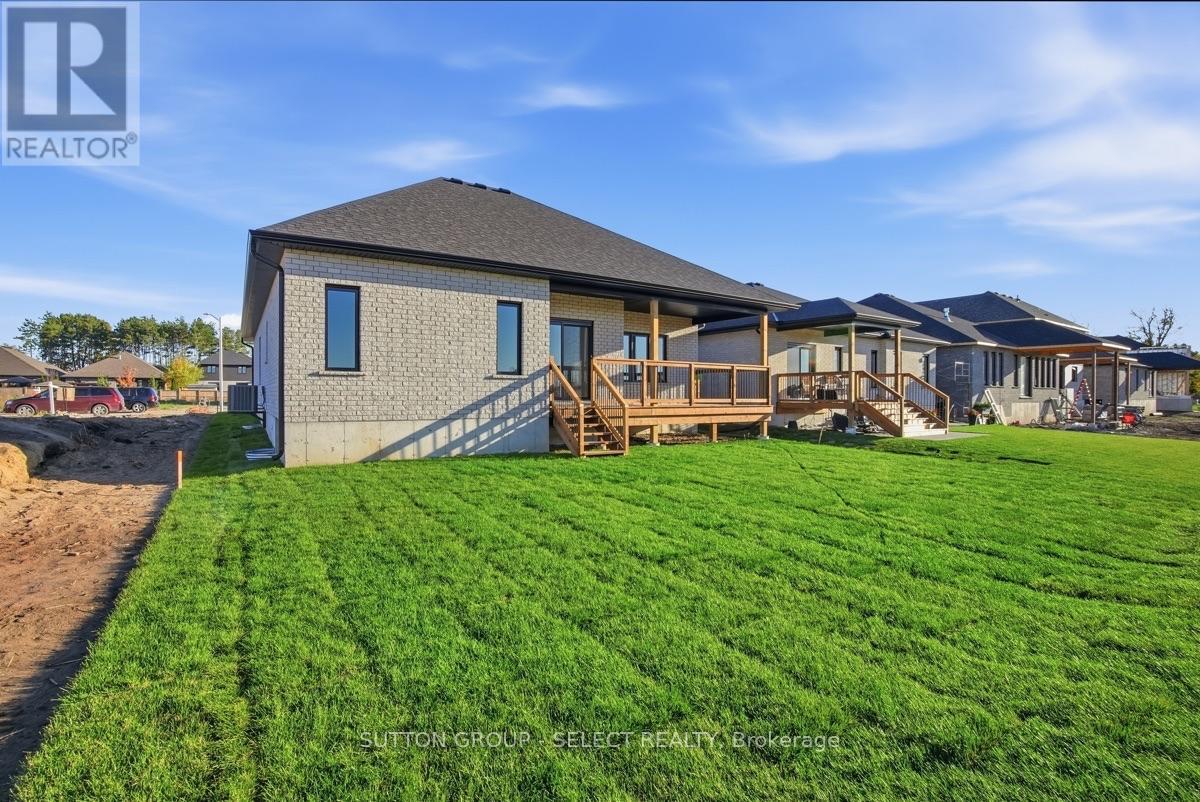 49 Hardy Drive, Strathroy-Caradoc, Ontario  N7G 0G2 - Photo 38 - X14104902