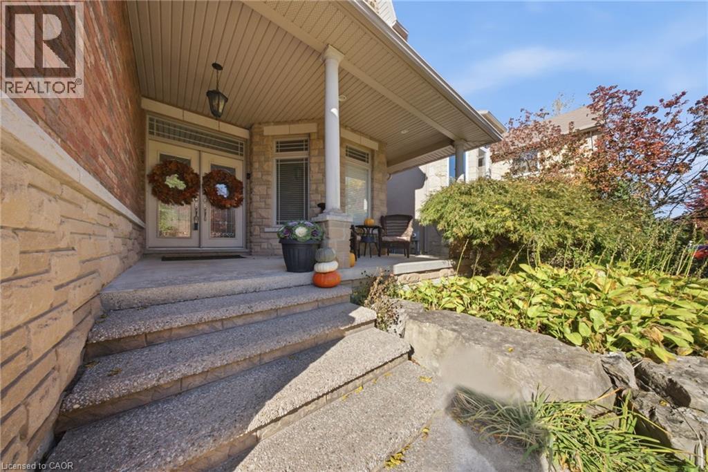 95 Tollgate Drive, Hamilton, Ontario  L9G 5C9 - Photo 5 - 40873005