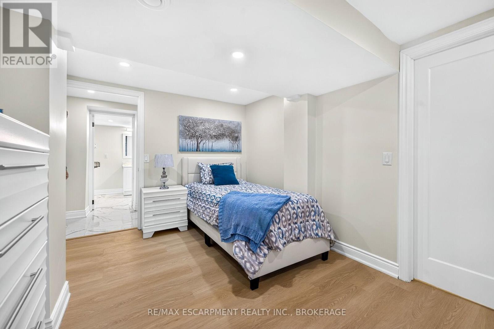 5662 Morden Drive, Niagara Falls (Cherrywood), Ontario  L2E 3C5 - Photo 43 - X14104890