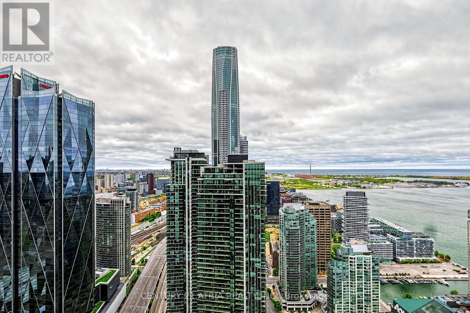 5205 - 88 Harbour Street, Toronto, Ontario  M5J 1B7 - Photo 27 - C14090392