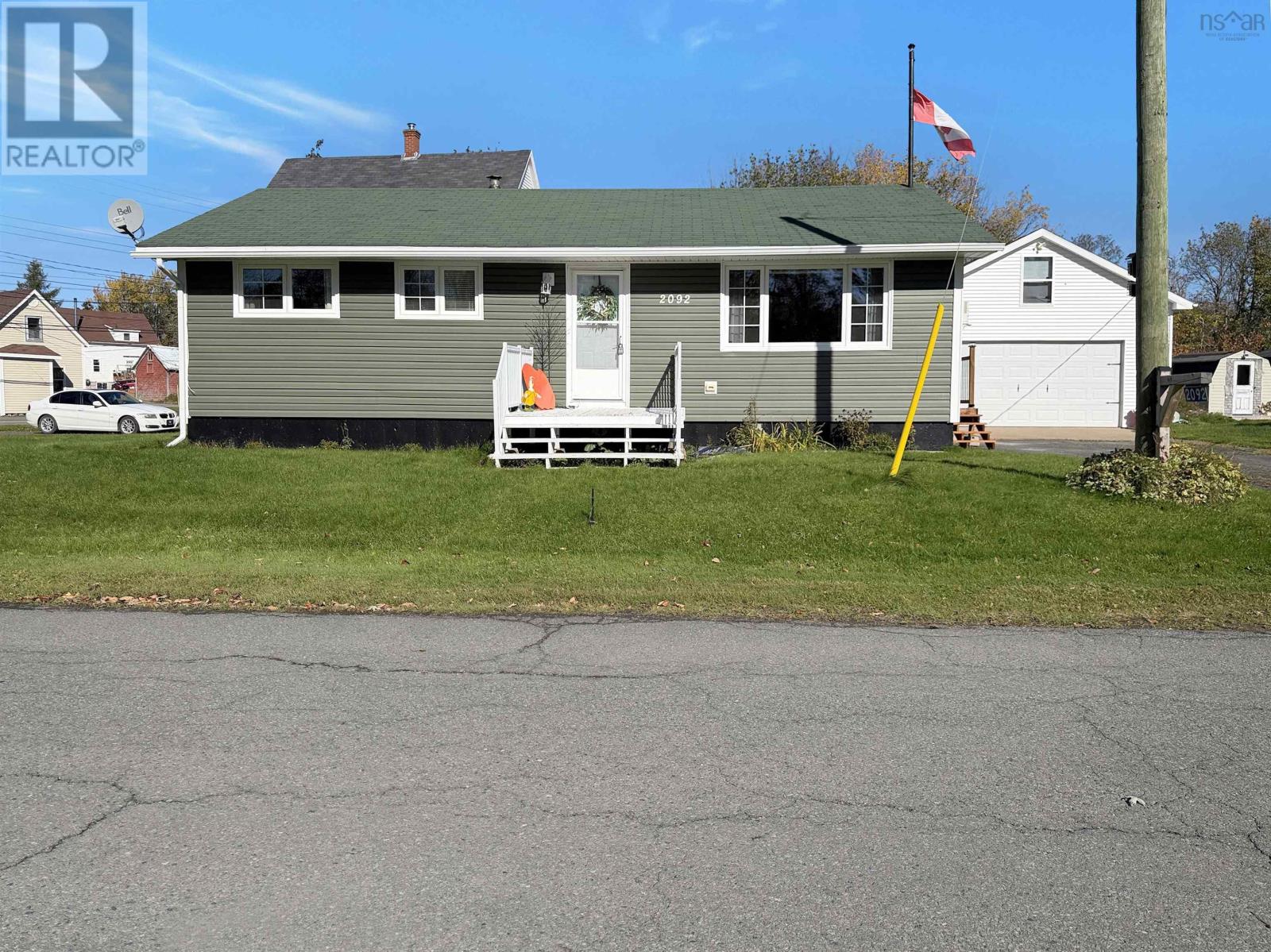 2092 Macquarrie Avenue, Westville, Nova Scotia  B0K 2A0 - Photo 2 - 202624584